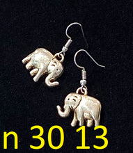 Učitajte sliku u preglednik galerije, Naušnice 30 - Earrings 30
