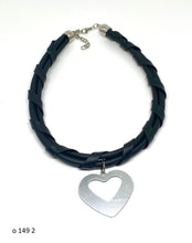 Učitajte sliku u preglednik galerije, Ogrlice od gume 149 -Rubber  Necklaces 149