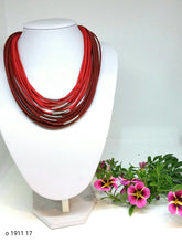 Učitajte sliku u preglednik galerije, Ogrlica  - o 1911 špaga - o 1911  String Necklace 1911
