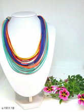 Učitajte sliku u preglednik galerije, Ogrlica  - o 1911 špaga - o 1911  String Necklace 1911
