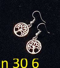 Load image into Gallery viewer, Naušnice 30 - Earrings 30

