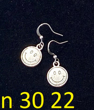 Load image into Gallery viewer, Naušnice 30 - Earrings 30
