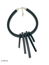 Učitajte sliku u preglednik galerije, Ogrlice od gume 119 - Rubber Necklaces 119
