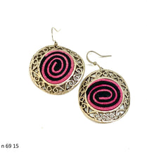 Učitajte sliku u preglednik galerije, Naušnice  sa špagom 69 - Earrings  whit string 69
